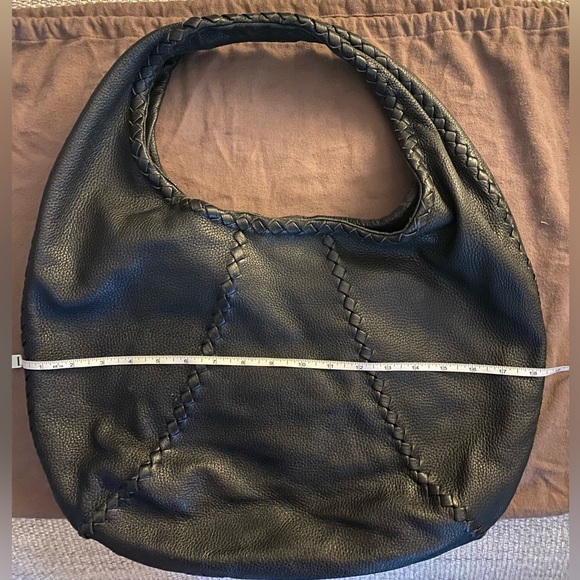 Bottega Veneta Cervo Hobo Bag (Large) - Picture 10 of 12